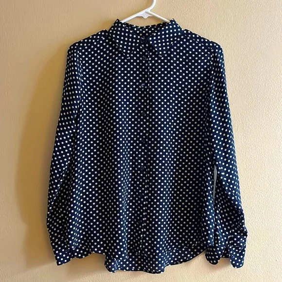 uniqlo polka dot blouse